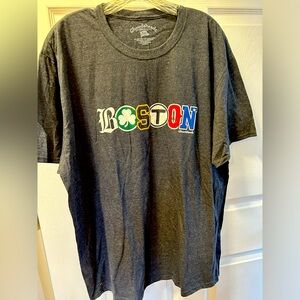 Boston Unisex sports team tee Sz XXL. Never worn. Purchased wrong size. $ 20